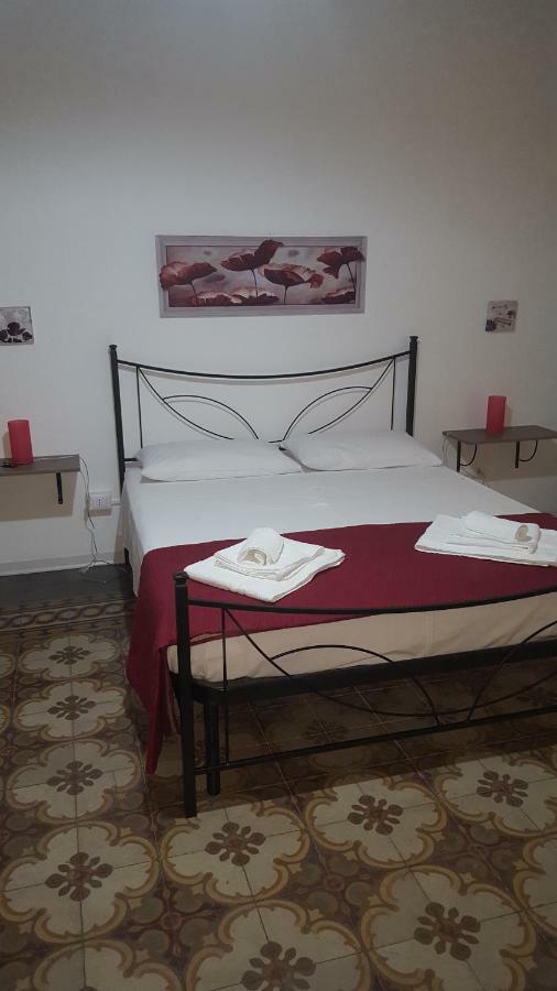 Bed and Breakfast Rest And Go Palermo Exterior foto